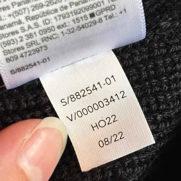 Athleta Black Hanover V-Neck Side Slit Sweater Size S NWT - Picture 9 of 14